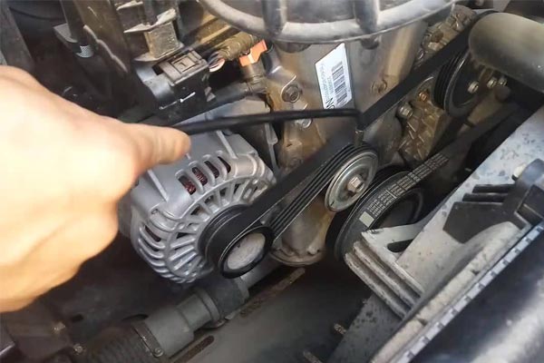 名山转速传感器的工作原理是什么？